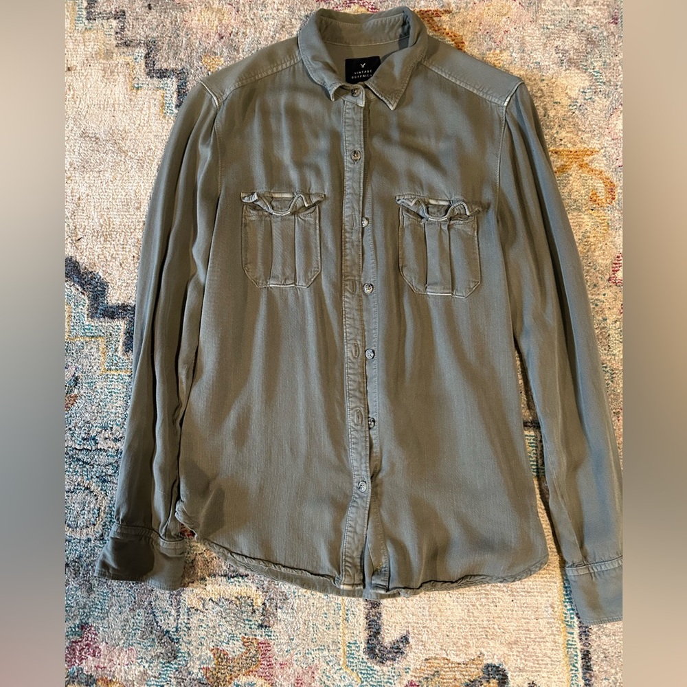 Army Green American Eagle Vintage Boyfriend Button Down